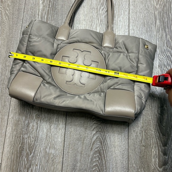 Tory Burch Ella puffer Tote Bag - Picture 4 of 14